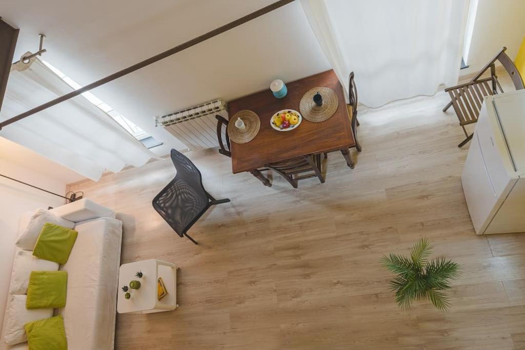 Apartment Adorno 4 - Affitti Brevi Italia Cenova Dış mekan fotoğraf
